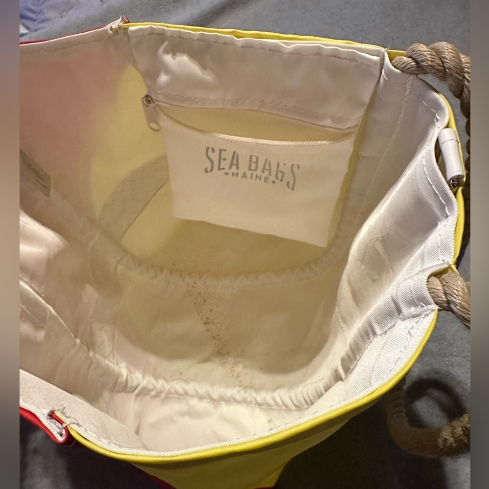 Sea Bags yellow and red md tote - Picture 4 of 5